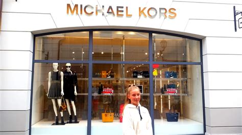 michael kors outlet serravalle|Michael Kors .